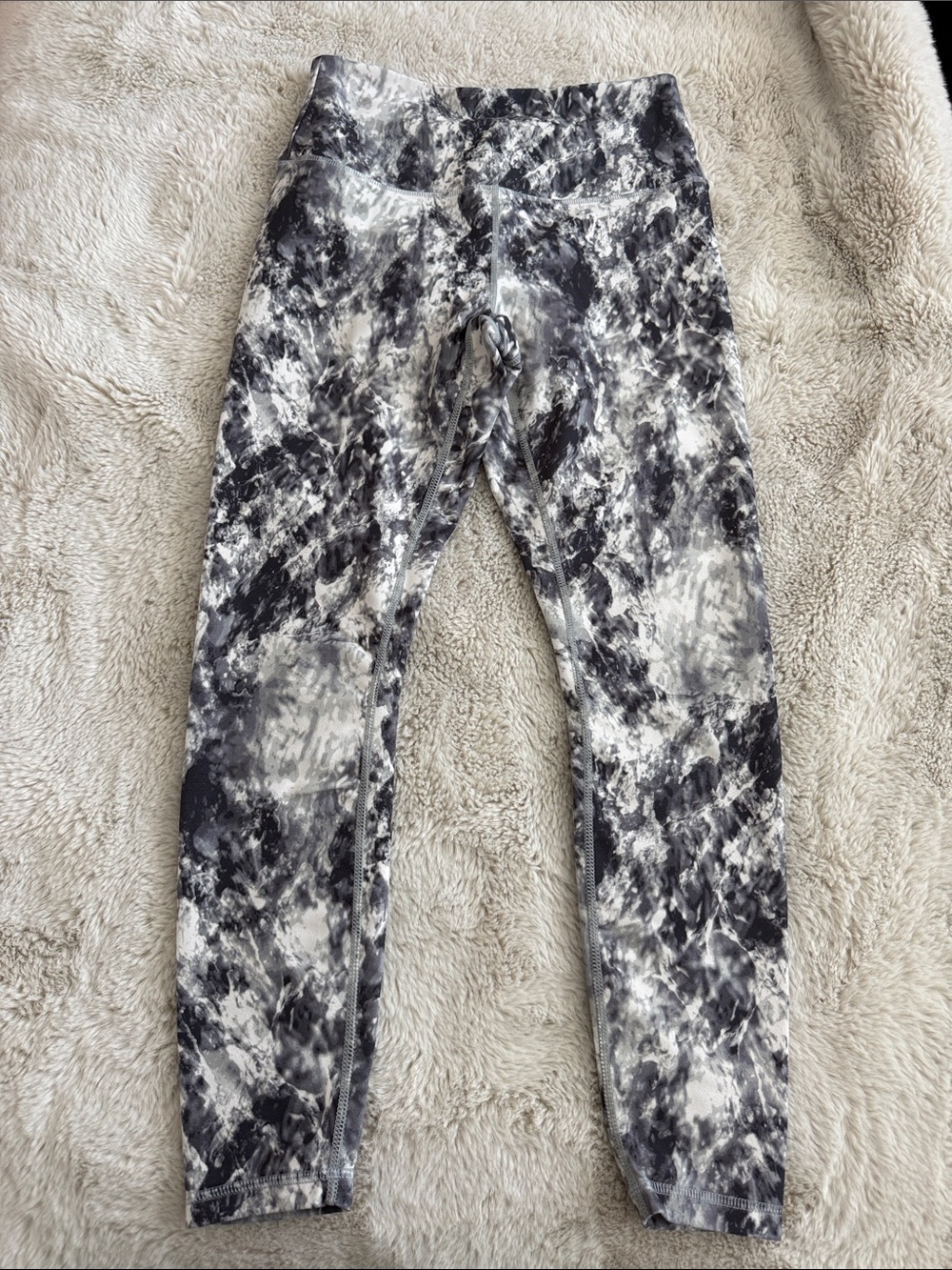 Spyder women's  Black and White Marble Print Leggings